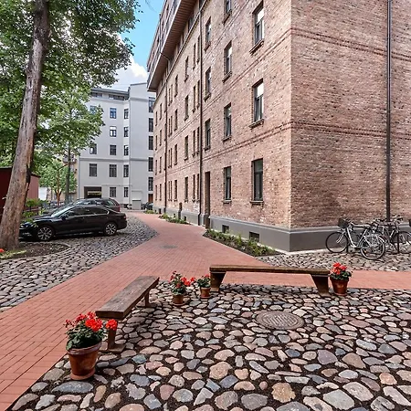 In Apartman